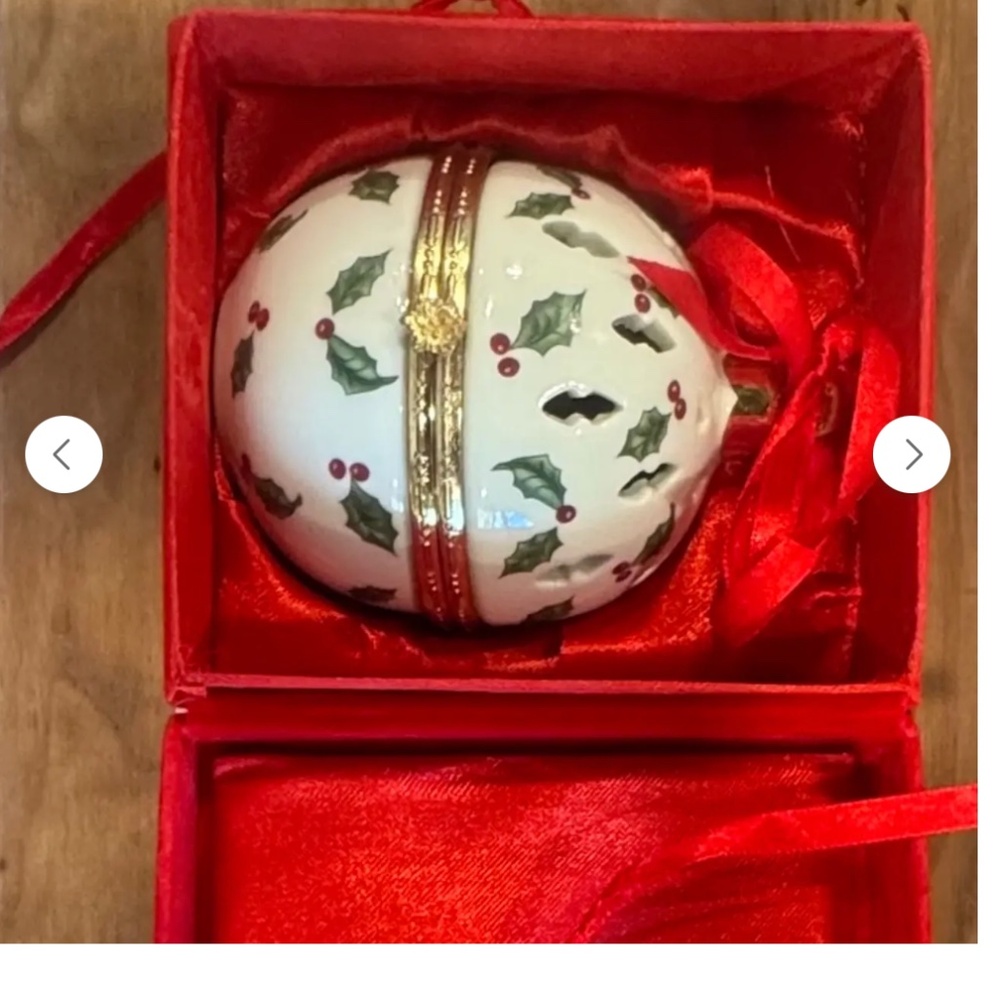 Formalities By Baum Bros Christmas Bell Ornament/Box Holly & Berry Design